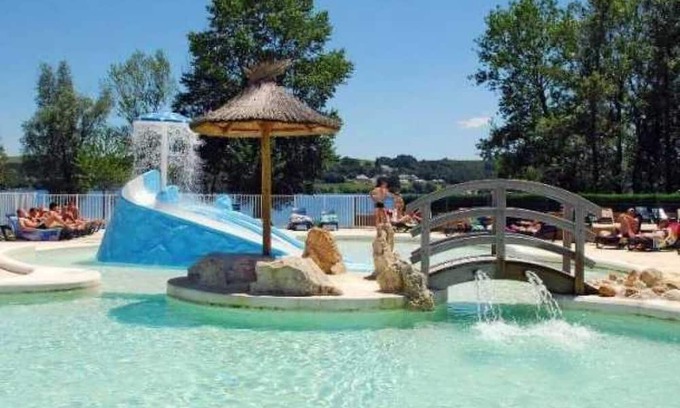 Canet-de-Salars Maison | Camping 4 étoiles - Parc aquatique - eeeaha