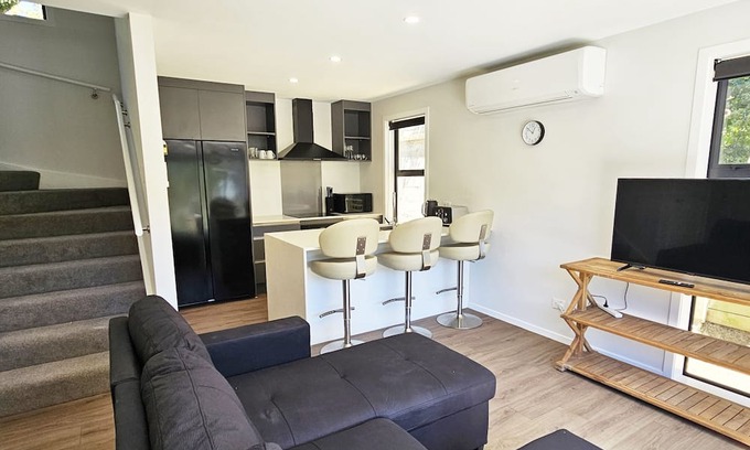 Wellington Maison | A newly built 3 Bedroom and Garage home at the city fringe!