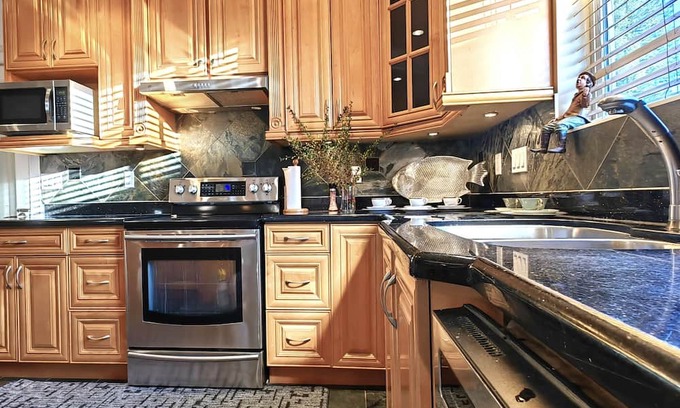 Fleetwood Maison | Luxurious Master Suite, Expansive Shared Spaces, and Gourmet Kitchen