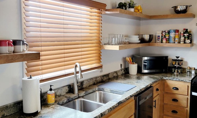 Fallon Maison | Beautiful 2BR Oasis on Maine St.