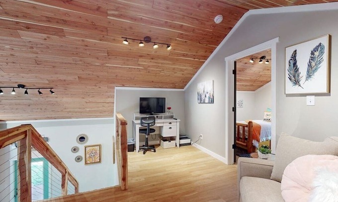Clarkson Maison | lux barndos near nolin lake and mammoth cave