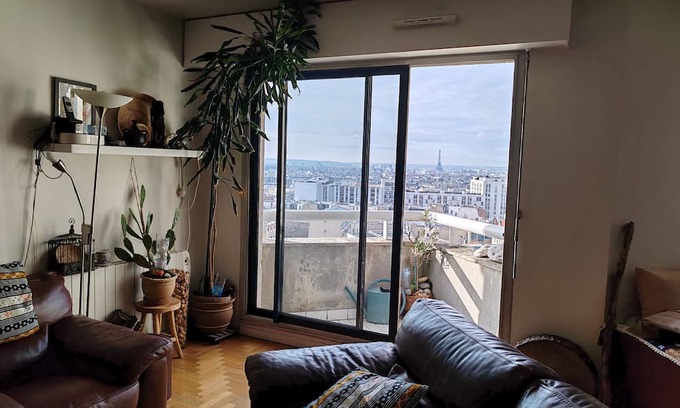 Combat Appartement | Spacieux T6 de 160 m2 en Duplex Avec vue Panoramique de Paris. Idéal !