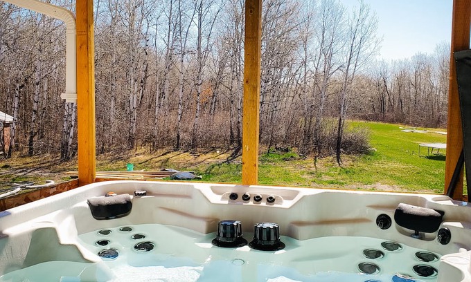 Elm Creek Chalet De Ski | Peaceful Retreat in the Bush