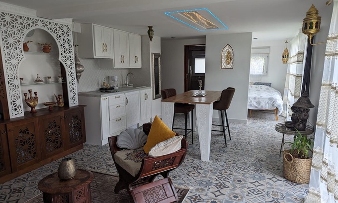 Dufau-Tourasse Maison | La Pause Andalouse, une Touche Unique Pour un Moment D'évasion !