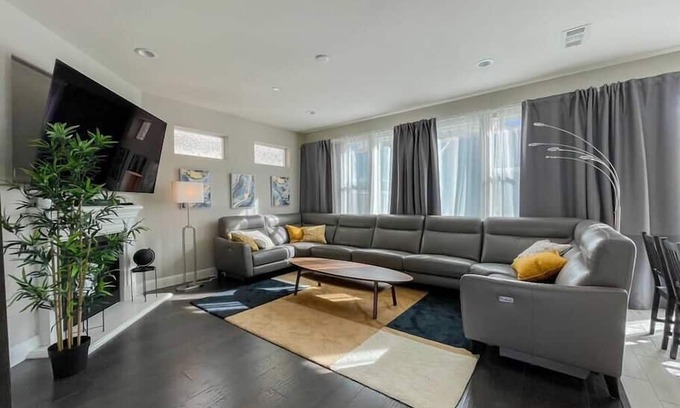Pittsburg Maison | New & Big is better! Just listed