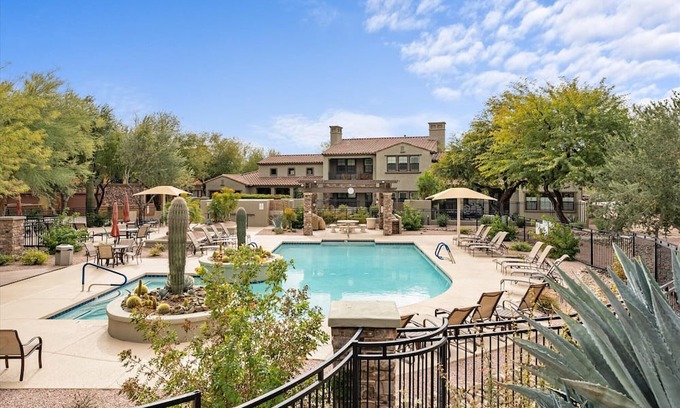 Talon Retreat Copropriété | This two-bedroom Condo is great for a longer business trip and family Visits.