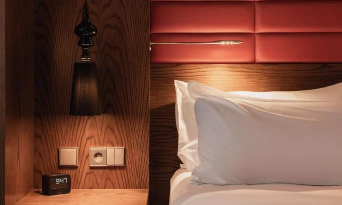 The Hague Center Maison | Stylish Rooms, Pet-Friendly Stay Close To Berlin's Major Attractions