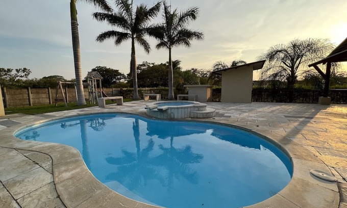Liberia Appartement | Tropical Hideaway with Pool in Secure Condo, LIR
