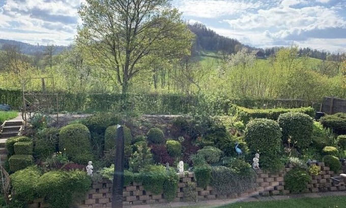 Schwaebisch Gmuend Appartement | Ferienwohnung 'weiler in den Bergen' mit Bergblick, Balkon und Wlan