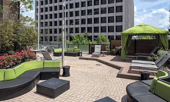 Midtown Appartement | Centrally Located Midtown Apartment