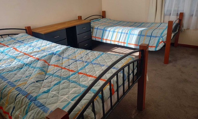 Geelong West Maison | Cosy apartment located close to shops, restaurants and Geelong CBD