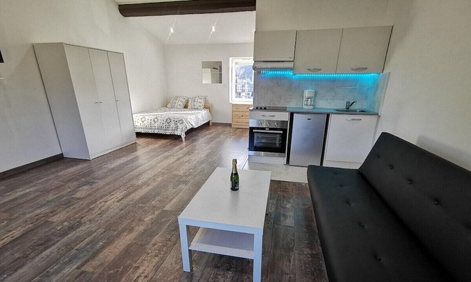 Chasse-sur-Rhone Appartement | Suite Détente, Ô Bon Temps