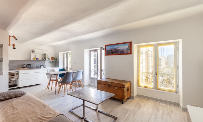 Baille Appartement | Apartment 'Au Berceau' with Wi-Fi