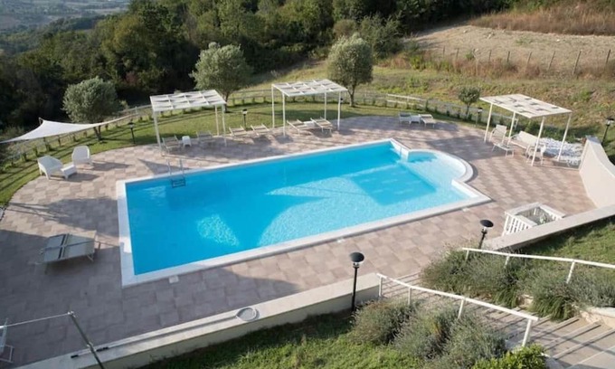 Caiazzo Villa | Villa "Santoro, Paradiso Verde" with Private Pool, Private Terraces & Wi-Fi