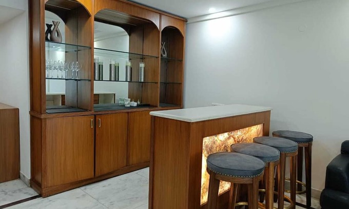 Delhi Appartement | BnBBuddy Connaught Place Elegant 3 BHK+Study