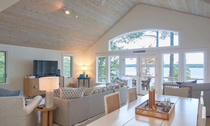 Westport Maison | NEW FOR 2024 | OH WHAT A VIEW | 5 Bed, 4 Bath