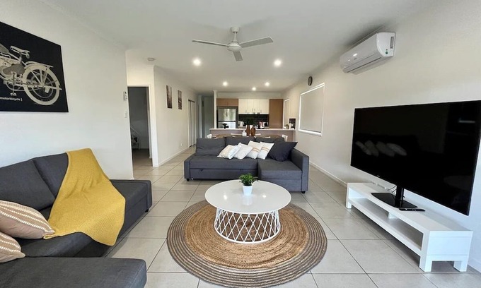 Burpengary Maison | Tranquil Haven Retreat