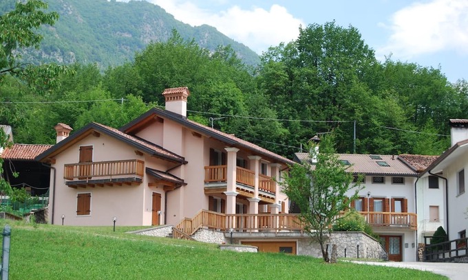 Sospirolo Appartement | Holiday apartment Sospirolo for 1 - 6 persons with 2 bedrooms - Row house