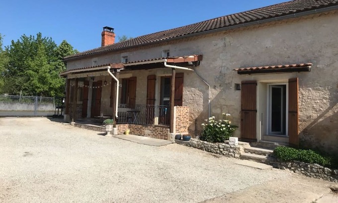 Negrondes Maison | Grand Gîte 15 Pers Maxi à Negrondes 23km de Périgueux Périgord/dordogne