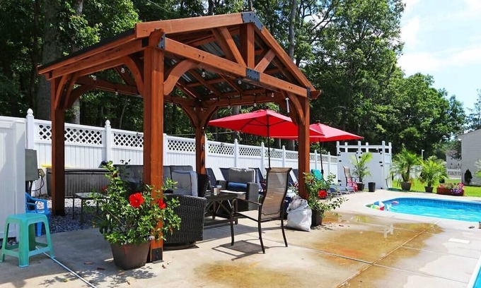 Egg Harbor Township Maison | Suburban Retreat for 16!