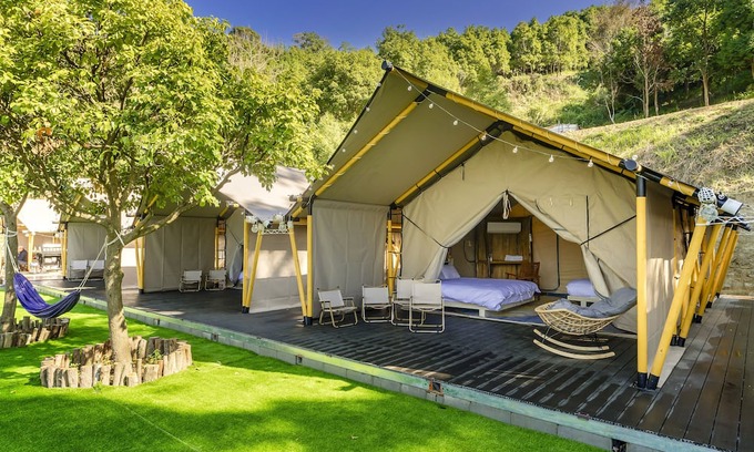 Dahu Lit Et Petit-Déjeuner | Grow Tree Glamping