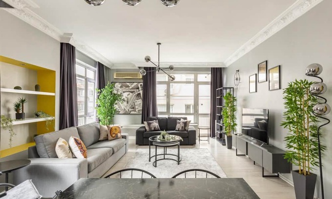 Nisantasi Appartement | Bohemian Flat in Nisantasi with Central Location