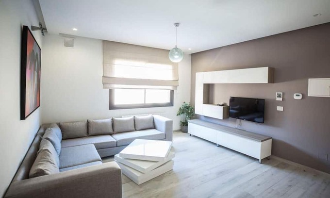 Sidi Daoud Appartement | C13 · Residence Malaga:Cosy and spacious 1bd in La Marsa