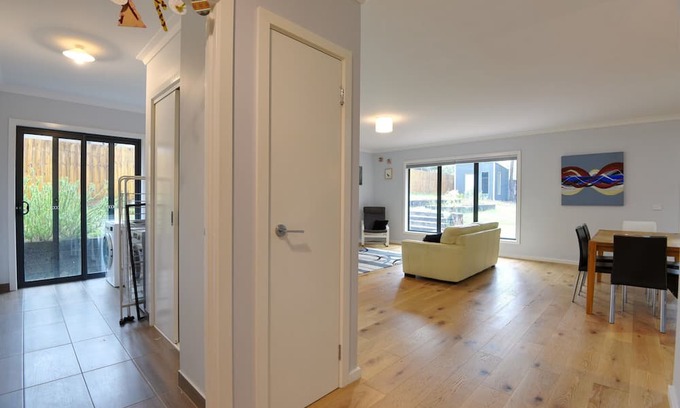 Mount Helen Maison | Spacious Family Escape close to Federation Uni & Buninyong