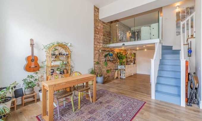 Wallington Appartement | NY style studio 26 min to London