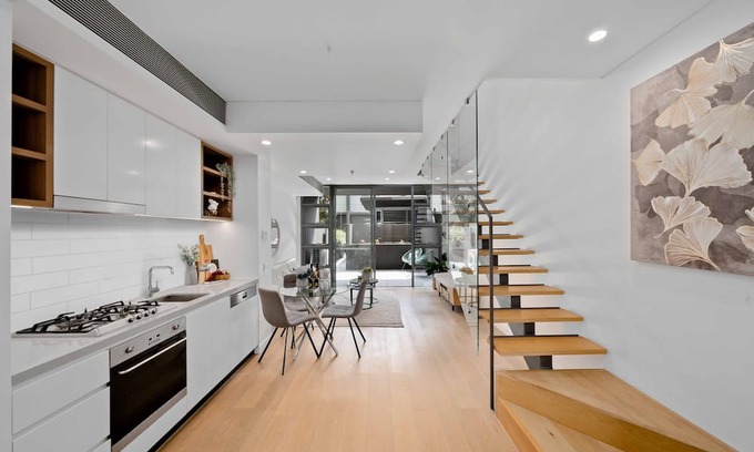 Strathfield Appartement | Ashfield 2Br steps to Shopping & Train Station