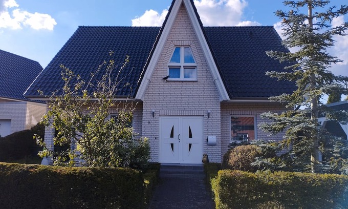 Wolfsburg Appartement | Ferienwohnung mit 85m2. Für 2 Erwachsene und 2 Kinder