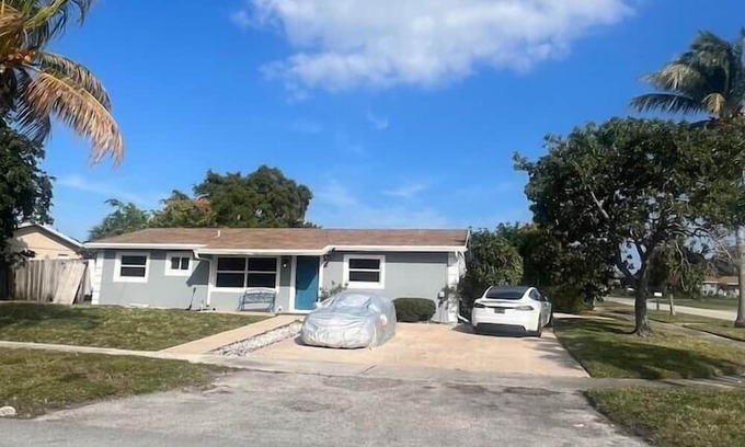 Deerfield Beach Appartement | 3 Bedroom 754301 by Houzlet