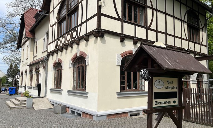 Lichtenstein Maison | Parkschlösschen Lichtenstein
