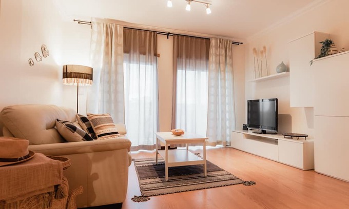 Vieira de Leiria Appartement | Sunshine Beach Apartment- Apartament Near the Beach