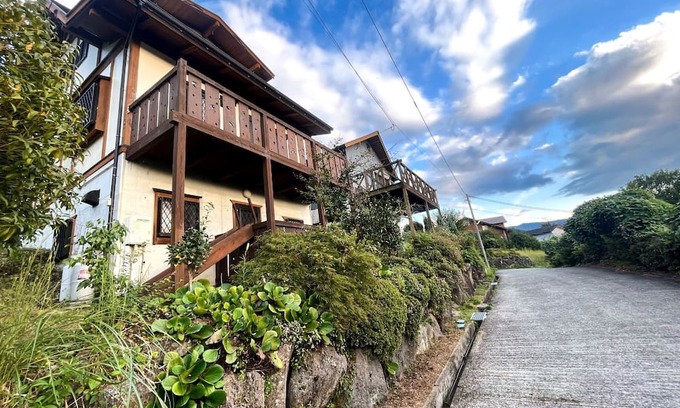 Amagase Onsen Maison | Rental villa with a hot spring fireplaceBBQ is available Up to 8 people / Hita Ōita