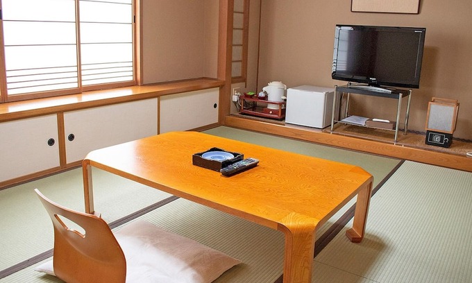 Echizen-cho Maison | Free WiFi throughout Japanesestyle room with 6 tatami mats / Echizen Fukui