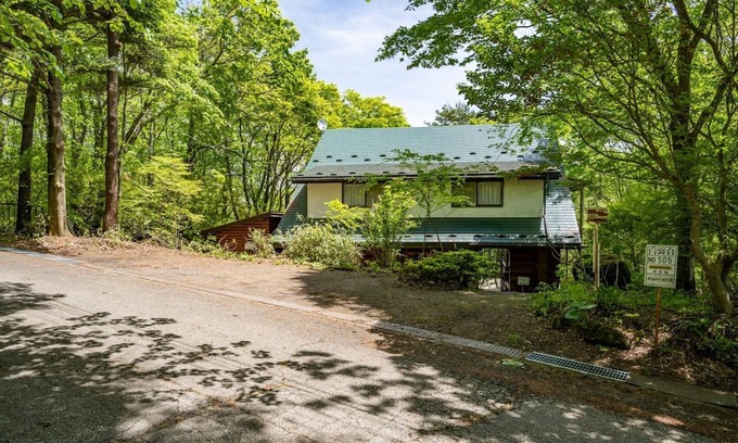 Nasu Maison | Log house with nature BBQ grill available Projector available Pets allowed 3 bedrooms Up to 3 parkin / Nasugun Tochigi