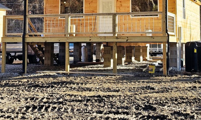 Matewan Cabine | NEW BUILD - Close to Hatfield Mccoy TRAILS - Sleeps 6 - Clay's Bear Cave