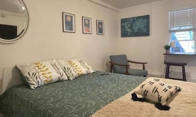 Clawson Maison | Charming Studio Apartment with patio in back of house