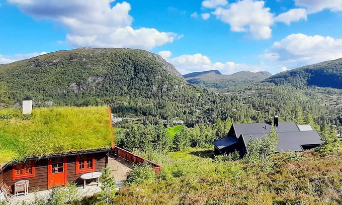 Tjørhom Maison | 8 person holiday home in Tjørhom