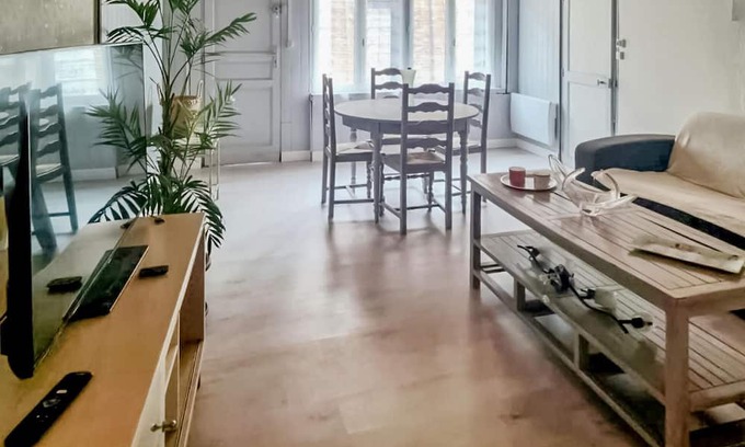 Salbris Maison | Spend a wonderful time in this charming vacation home in a good location for many activities.