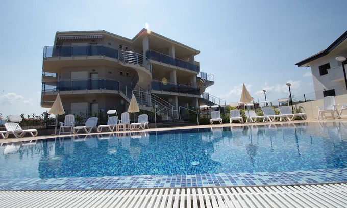 Localita Piana di Vadi Appartement | Apartment In Residence With Pool
