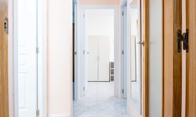 Cornella de Llobregat Appartement | GuestReady - Vintage Elegance in Catalonia