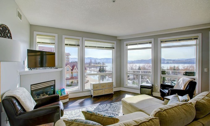 North End Copropriété | Bayview Getaway