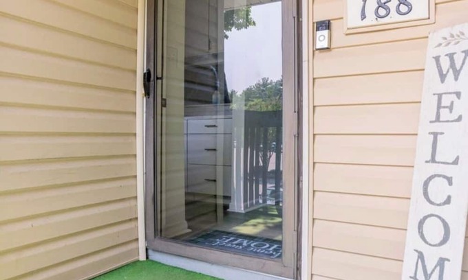 Winston - Salem Copropriété | 2BR-2BA Near Downtown, WFU & Hospital! 50% off 30+days