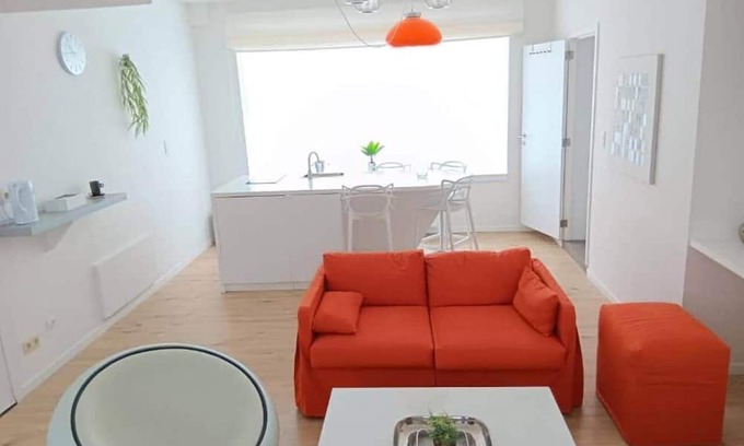 Jumet Appartement | The Luxury White Suite
