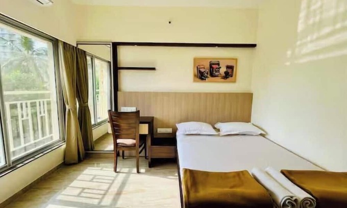 Kandivali East Appartement | 1BHK suite by THE BNB STAY at Malad West