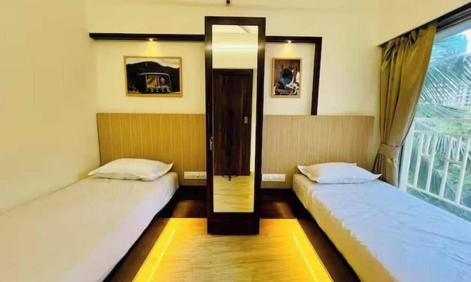 Kandivali East Appartement | Malad West Cozy 1BHK – Ideal for 2-4 Guests
