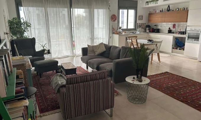 Herzliya Appartement | Elegant 4-Bedroom Apartment In Herzliya