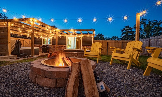 Summerlee Maison | The SunHaus#HotTub#FirePIt#Arcade#Pet Friendly#